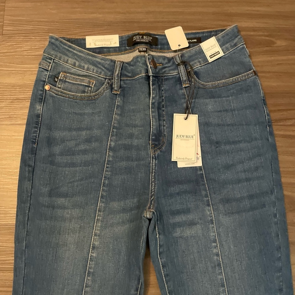 Judy Blue Classic High Waist Super Flare Jeans in Denim Blue frayed hem size 11 - Picture 8 of 8